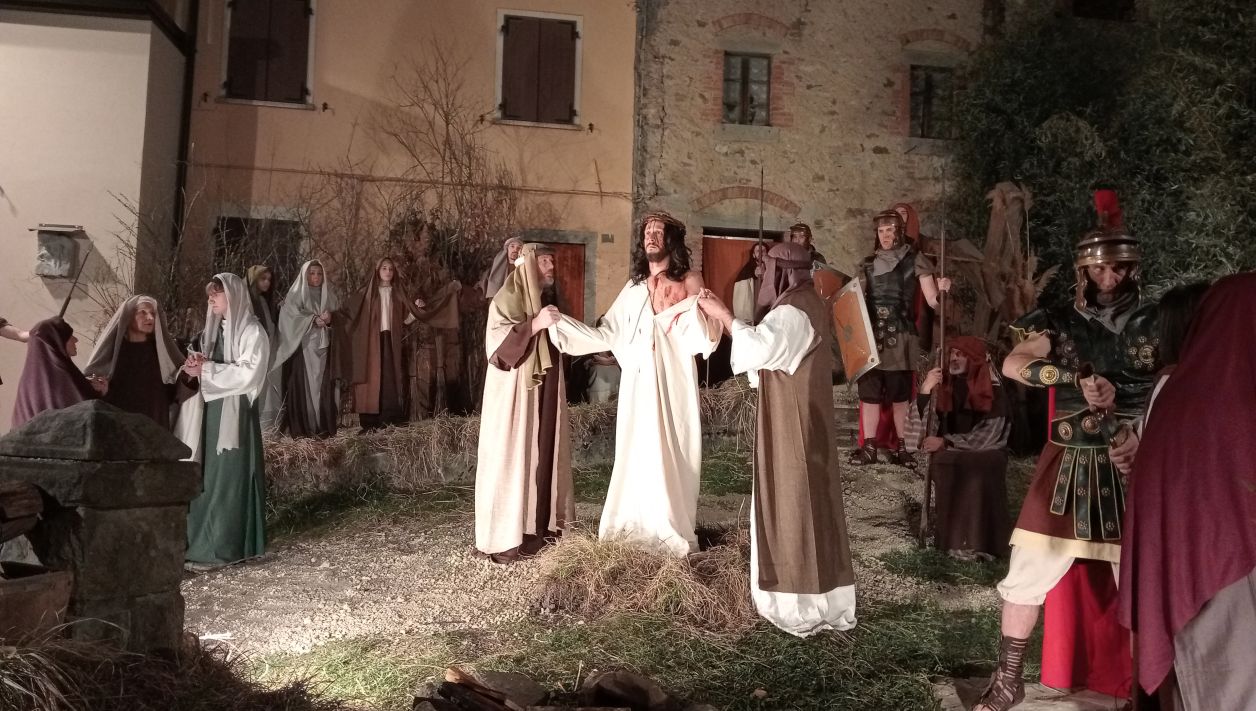 Via Crucis Vivente di Frassinoro (MO) Via Crucis Vivente di Frassinoro (MO)